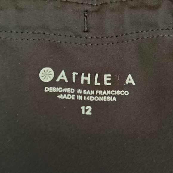 Athleta Ascender Shorts Women's Size 12 side Striped Running Workout Athletic - Picture 7 of 7